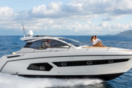 Noleggio Yacht a motore Azimut Azimut 43 Taormina