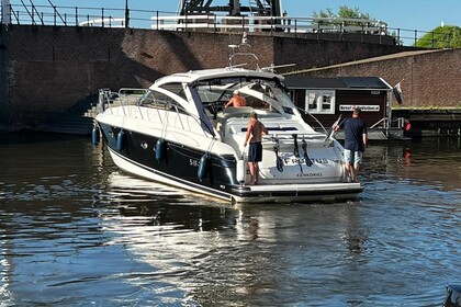 Charter Motor yacht Prinsess 46 Kerkdriel