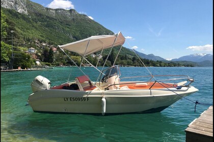 Miete Motorboot Da Mare Di Quati Jaguar Annecy