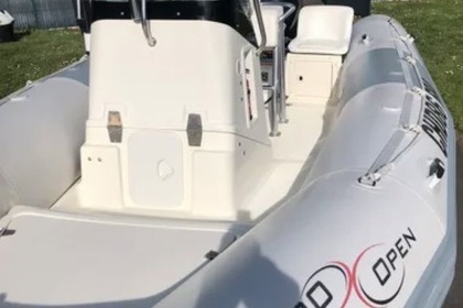 Charter RIB Zodiac 5,50 Larmor-Baden