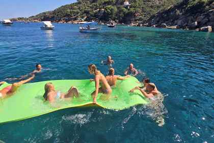 Noleggio Gommone Ranieri Cayman 38 Executive Porto Ercole