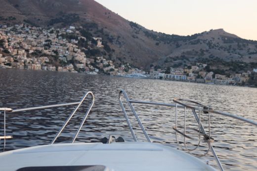 Rodos Motorboat Windy Scirocco 33ft alt tag text