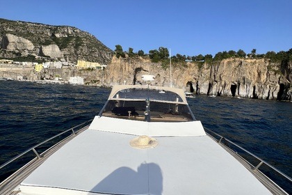 Hire Motorboat Ilver Cimawa 35 Torre del Greco