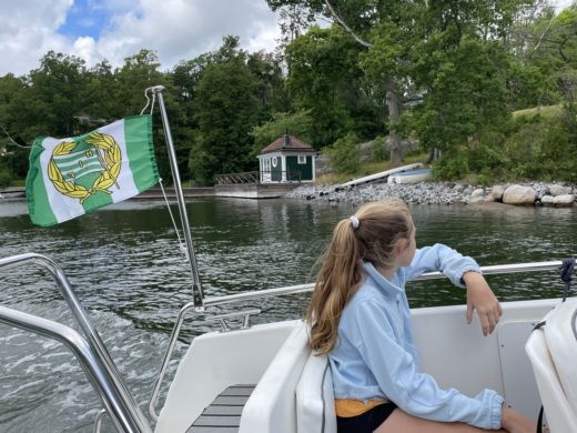 Stockholm Motorboat Bavaria Virtess 420 Fly alt tag text