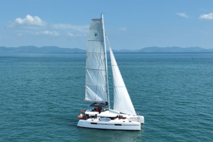 Verhuur Catamaran Lagoon Lagoon 52F Changwat Phuket