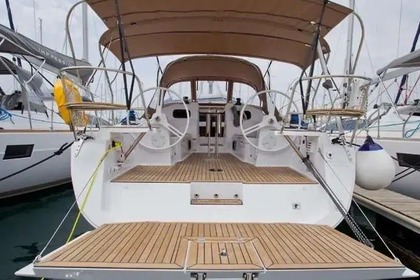 Чартер Парусная яхта  Elan 410 Ла Трините-Сюр-Мер