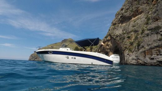 Motorboat Saver 750 Wa Plattegrond van de boot
