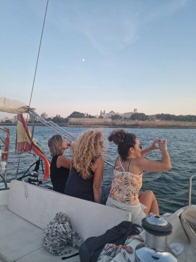 Sailboat Beneteau Oceanis Clipper 473 Plano del barco