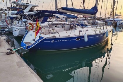 Miete Segelboot Jeanneau SUN ODYSSEY 45.2 Ibiza