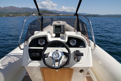 Hire RIB Sacs Marine S780 Lège-Cap-Ferret