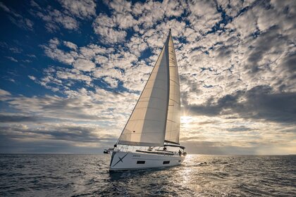 Rental Sailboat Bavaria Yachtbau Bavaria C45 Style Pula