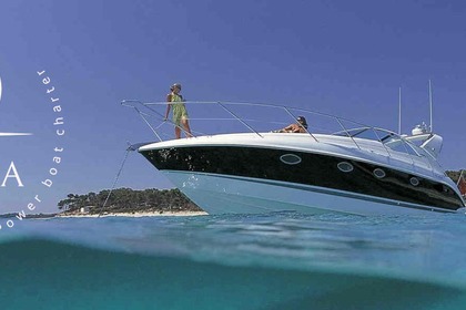 Rental Motorboat Fairline Targa 40 United Kingdom