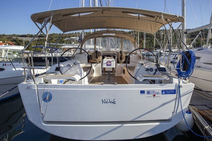 Verhuur Zeilboot Dufour Yachts Dufour 382 GL Pula