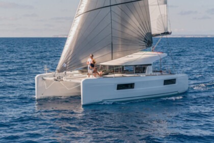 Verhuur Catamaran Lagoon Lagoon 40 Athene