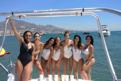 Verhuur Motorboot Regal ALQUILER BARCO CON LICENCIA Fuengirola