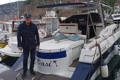 Hire Motorboat DALLA PIETA' 28 ALTAIR Sorrento