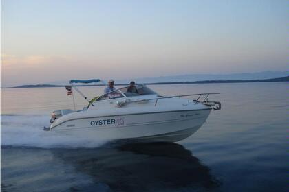 Hire Motorboat Sessa Marine Oyster 20 week end line Salerno