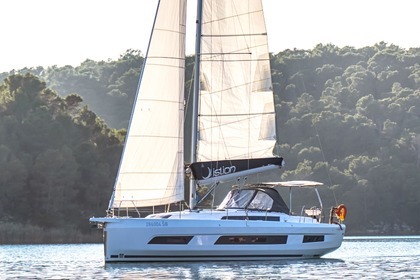 Charter Sailboat Dufour Yachts Dufour 41 Skradin
