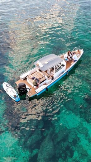 Motorboat Axopar 28 T-top Boat design plan