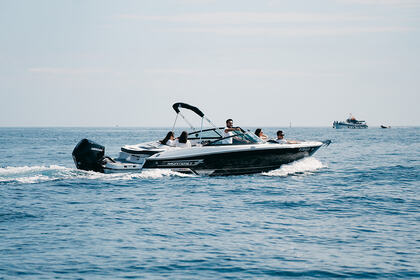 Verhuur Motorboot Monterey 235 SS Palamós