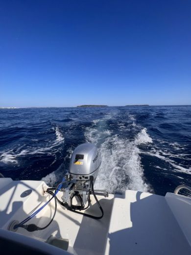 Mandelieu-la-Napoule Without license Kruger Delta bateau sans permis alt tag text