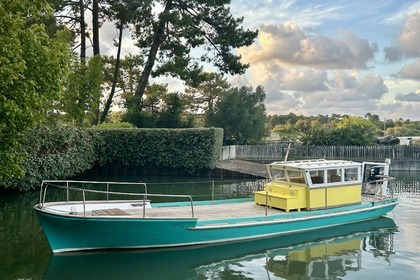 Location Bateau à moteur DUPOUY Chaland Lège-Cap-Ferret