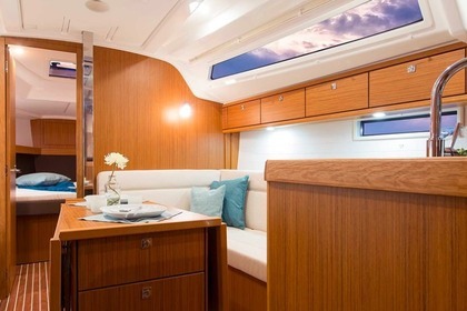 Charter Sailboat BAVARIA CRUISER 37 Zadar