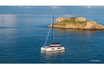 Rental Catamaran  Nautitech 48 Open Cogolin