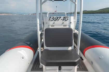 Rental RIB 2019 highfield 640 deluxe Split