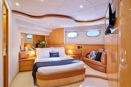 Rental Motor yacht  Altamar 64 Athens