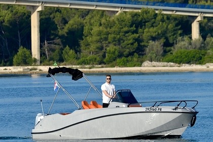 Verhuur Motorboot Quicksilver Activ 555 Open LIMITED EDITION Preko