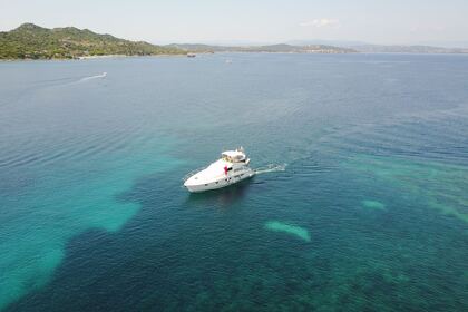 Ενοικίαση Μηχανοκίνητο σκάφος Fairline 52 squadron Χαλκιδική