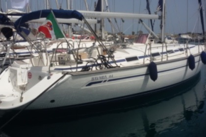 Miete Segelboot BAVARIA 44 Cagliari