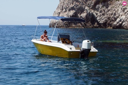 Charter Boat without licence  atom Atom 4.50 Capri