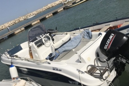 Hire Boat without licence  Blumar Syros 19 Syracuse