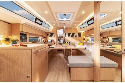 Noleggio Barca a vela  Bavaria C38 Mykonos