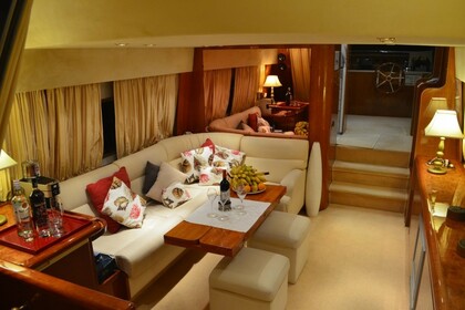 Rental Motor yacht Falcon 70 Malé