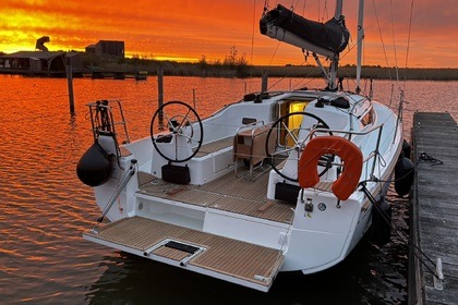 Miete Segelboot Jeanneau Sun Odyssey 350 Stavoren