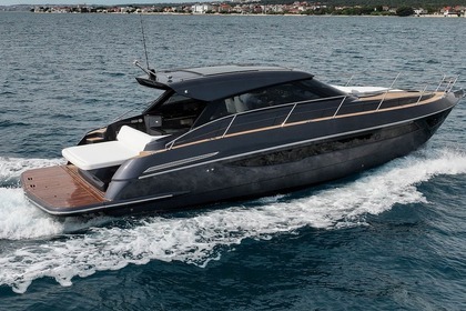 Czarter Łódź motorowa Focus Motor Yachts B.V. Focus Power 44 Hard Top Sukošan