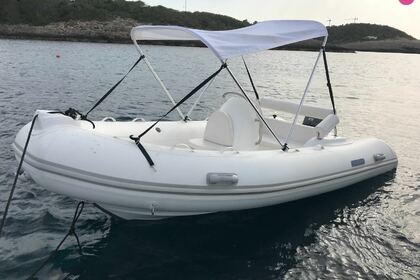 Hire Boat without licence  Goldenchip Venus 420 La Savina