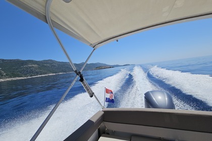 Charter Motorboat Jeanneau Cap Camarat 7.5 wa Dubrovnik