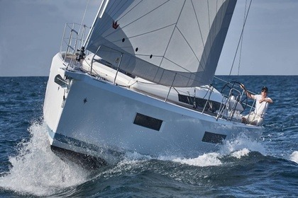 Noleggio Barca a vela Jeanneau Sun Odyssey 440  Slosella