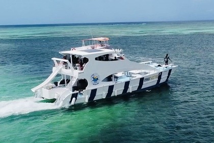 Hyra båt Motorbåt X-yachts Sea 270 Punta Cana
