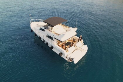 Location Bateau à moteur Ferretti Altura 52 Le Pirée