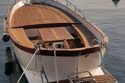 Чартер Моторная яхта Pattuccelli Barca a motore Гарньяно