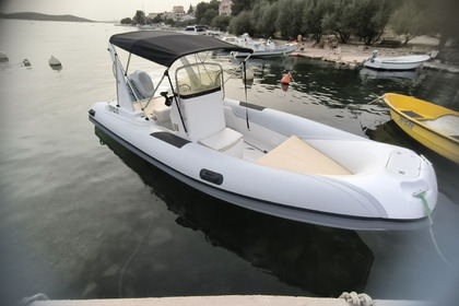 Hire RIB Gruppo Mare Pholas 18 Brodarica