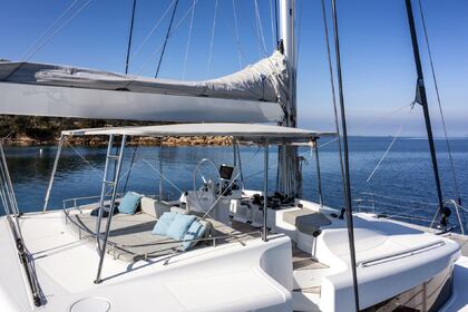 Charter Catamaran Lagoon 52 F Cannes