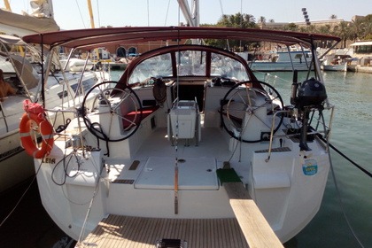 Rental Sailboat Jeanneau Sun Odyssey 519 Las Palmas de Gran Canaria