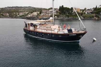 Rental Sailboat Cantieri navali Saponara Custom Catania