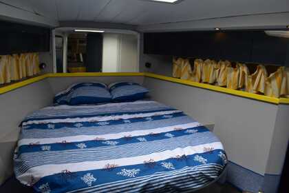 Rental Motor yacht Ferretti ferretti 38 Salerno